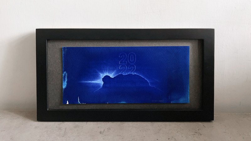 手作 獅子山/2022限定 藍曬畫 黑色長框 自家設計 香港製 - 海報/掛畫/掛布 - 紙 藍色