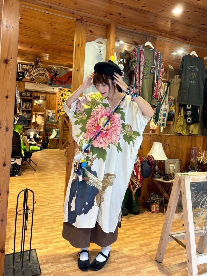 【人気予約】和風古典 軽やかで大胆な花鳥浮世絵 Vネックワンピース (3色) 7IA-5110 - ワンピース - その他の素材 