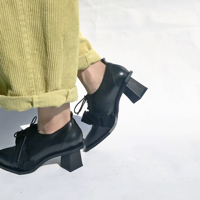 Petal collar with leather half ankle boots || Matisse one-man show black || #8144 - รองเท้าหนังผู้หญิง - หนังแท้ สีดำ