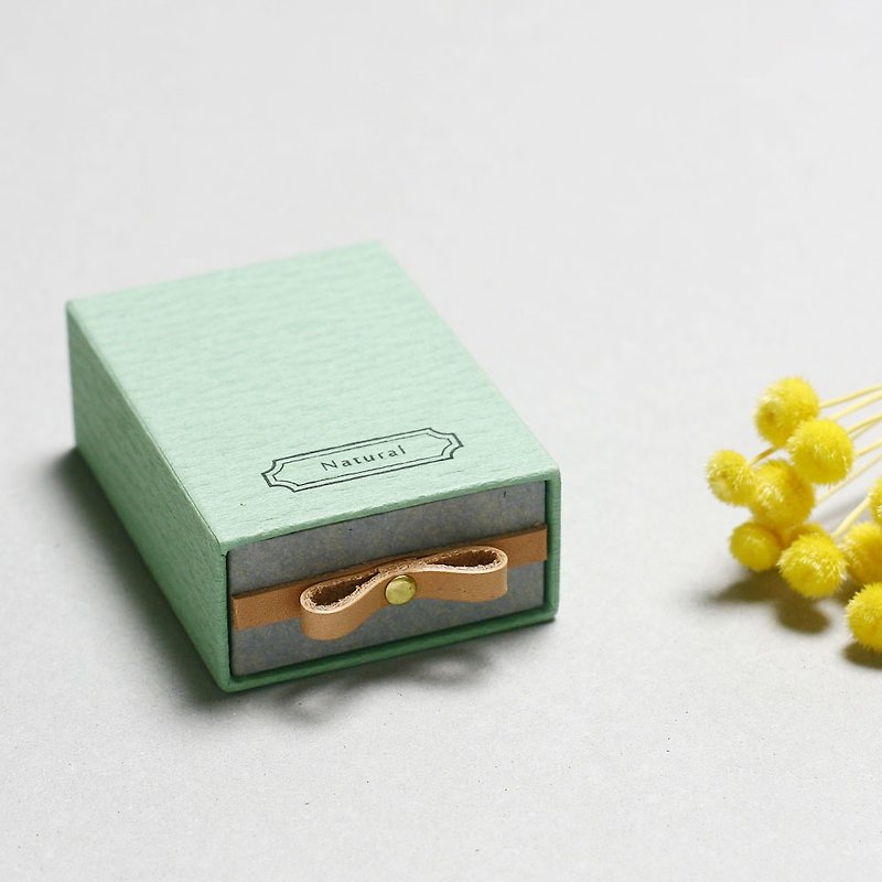 Natuarl // Mint ) Sliding Box Leather ribbon 気持ちを伝える小さな箱 - ラッピング - 紙 グリーン
