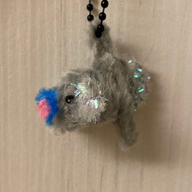 怪樂翻車魚吊飾5cm bear灰-毛根扭扭棒手作/娃娃寵物玩偶/mola - 其他 - 其他材質 銀色