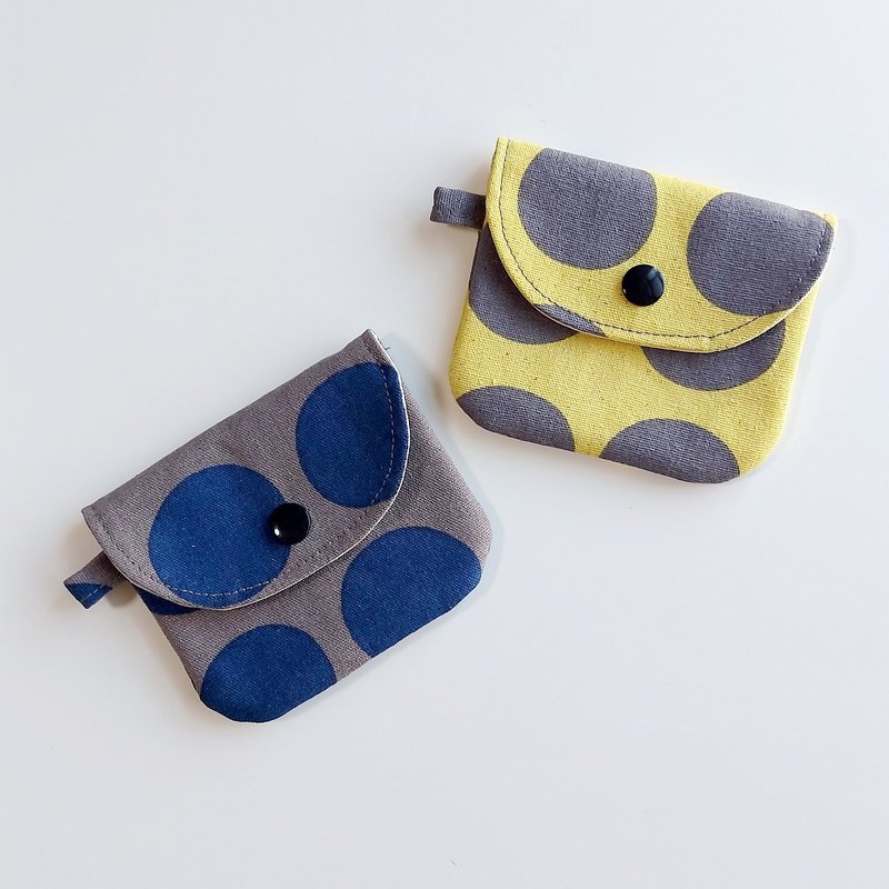 Small Coin Purse/Small Bag - Polka Dots - กระเป๋าใส่เหรียญ - ผ้าฝ้าย/ผ้าลินิน 