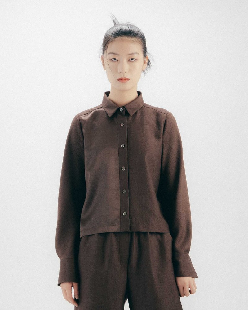 UUIN_咖啡緞面襯衫 - 女襯衫 - 其他材質 咖啡色