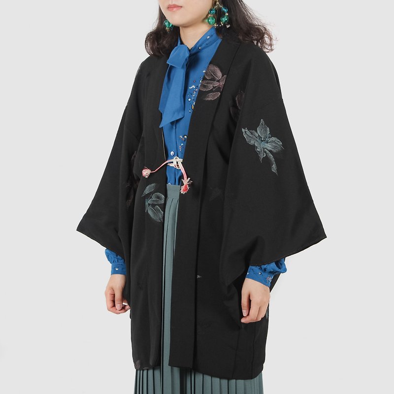 [Egg plant ancient] Breeze poetic gold line textured ancient kimono feather weaving - เสื้อแจ็คเก็ต - ไฟเบอร์อื่นๆ สีดำ