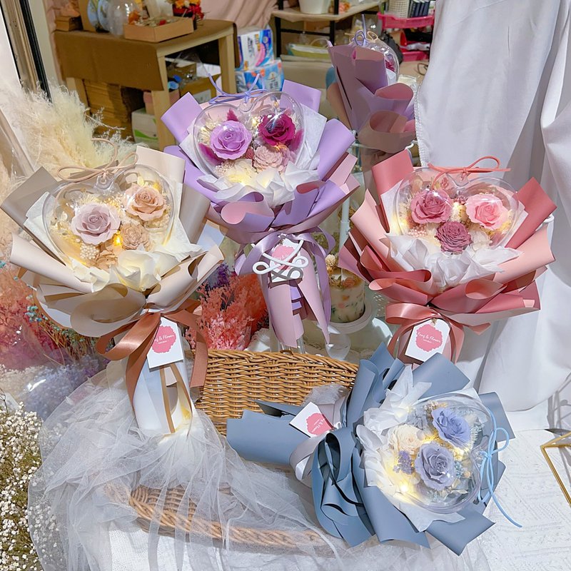 FengFlower [Heart-shaped Acrylic Everlasting Rose Bouquet] Dry Flowers/Unwithering Flowers/Gifts - ช่อดอกไม้แห้ง - พืช/ดอกไม้ 