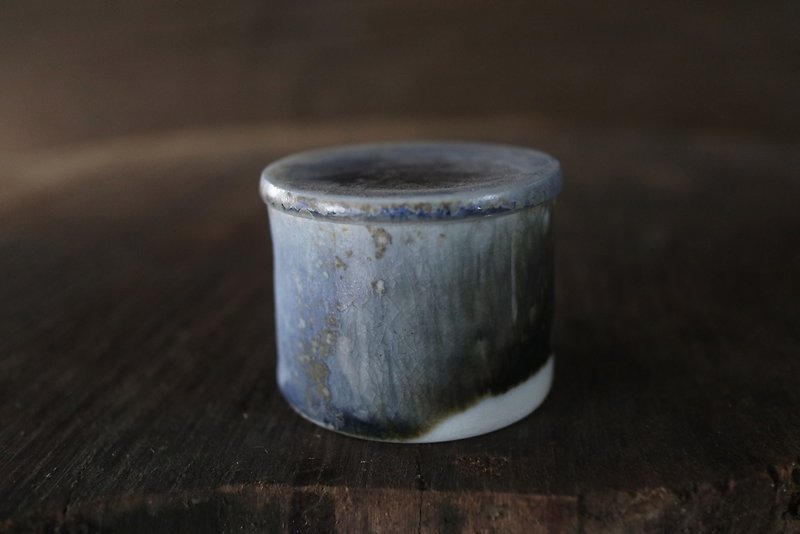 Wood-fired mini ice lake teahouse/mat jar - Teapots & Teacups - Porcelain Blue