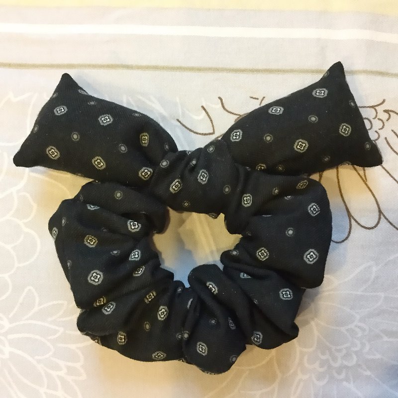 Classic Black Whirlwind ~ Butterfly Donuts tress - Hair Accessories - Cotton & Hemp 