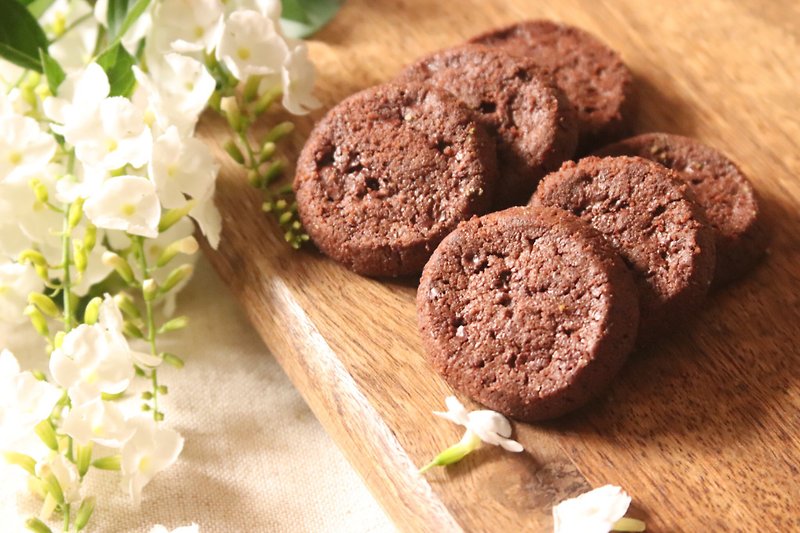 Salt Flower Chocolate Chip Cookies - Handmade Cookies - Fresh Ingredients 