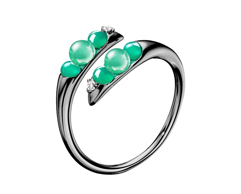 14k Green Onyx Engagement Ring, Emerald Green Birthstone Ring, Minimalist Ring - แหวนทั่วไป - เครื่องประดับ สีเขียว