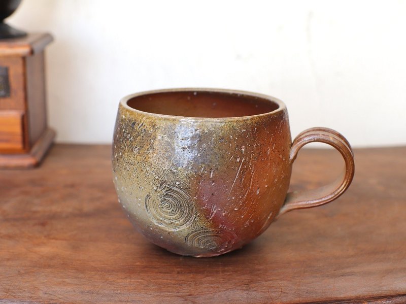 Bizen ware coffee cup (round) wave c4-098 - Mugs - Pottery Brown