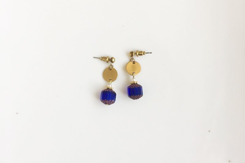 Merlin brass natural stone modeling earrings - ต่างหู - เครื่องเพชรพลอย สีน้ำเงิน