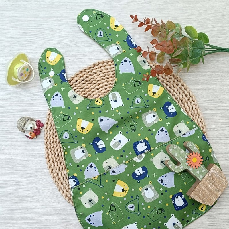 [Children’s Waterproof Bibs] Bear’s Face - ผ้ากันเปื้อน - ผ้าฝ้าย/ผ้าลินิน สีเขียว