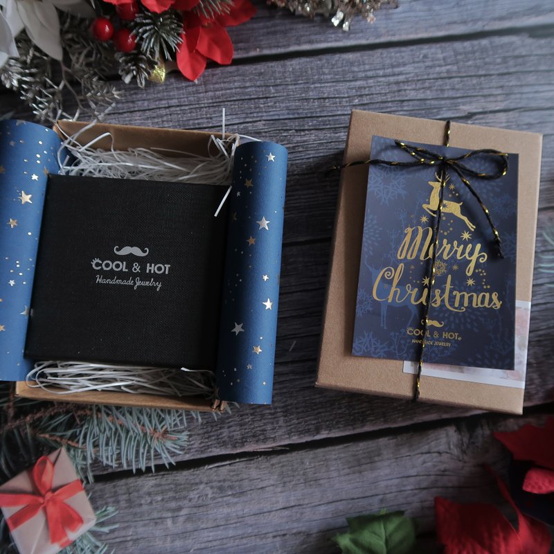 [2024 Christmas Gift Box] Free Christmas gift packaging/just leave a message when ordering (do not place an order) - Storage & Gift Boxes - Paper Blue