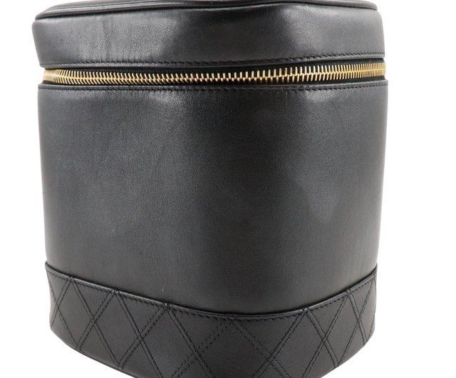CHANEL シャネル ラムスキン ポーチ 小物入れ レザー ブラック CHANEL シャネル ラムスキン ポーチ 小物入れ レザー ブラック