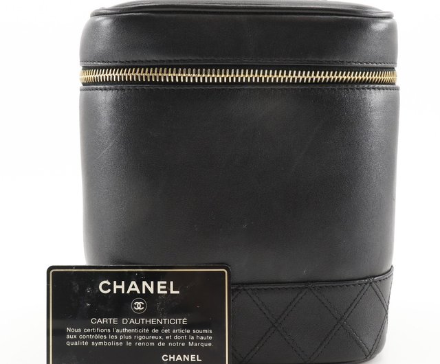 CHANEL ラムスキン　バニティバッグ　ポーチ  黒 CHANEL CHANEL シャネル ラムスキン バニティバッグ ブラック