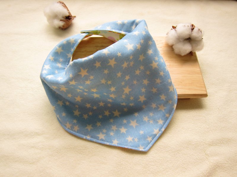 牛仔星星-日本二重紗嬰兒寶貝純棉三角領巾/口水巾/六層紗（淺藍牛仔色） - 圍兜/口水巾 - 棉．麻 藍色