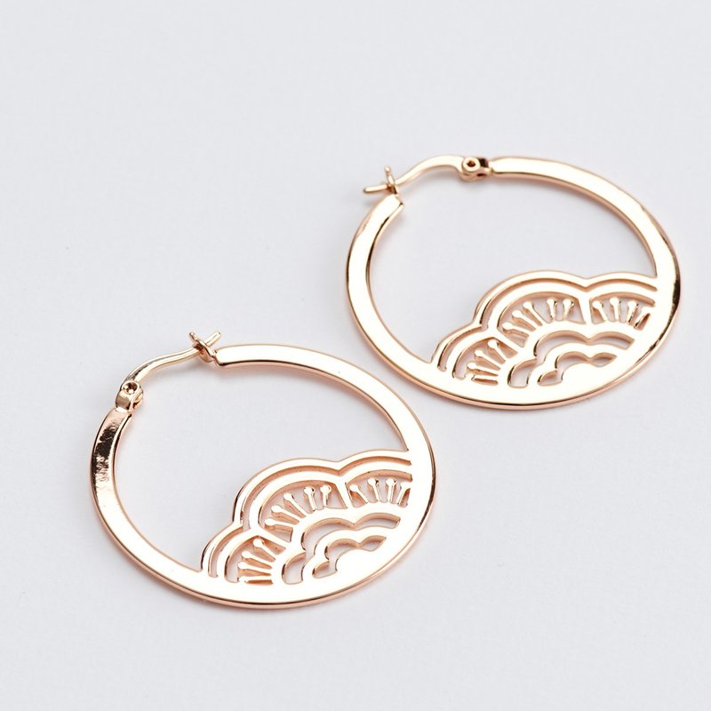 Carved plum blossom hoop earrings (two colors in total) - Earrings & Clip-ons - Rose Gold Gold