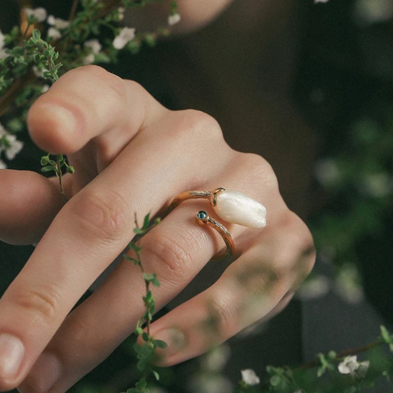 THIALH 18K gold-plated tuberose pearl ring - แหวนทั่วไป - โลหะ 