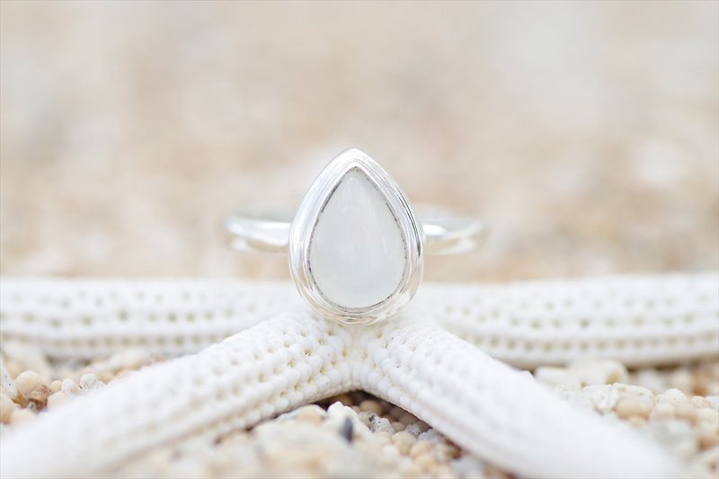 ムーンストーンのシルバーリング - 戒指 - 石頭 白色