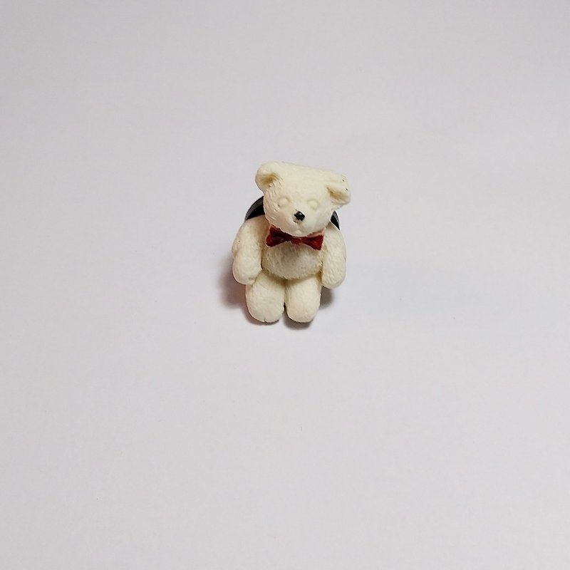 ตุ๊กตาหมี ของขวัญ ของแจกปีใหม่ ติดตู้เย็น น่ารักสีขาว สินค้าแฮนเมด - แม็กเน็ต - ดินเหนียว ขาว
