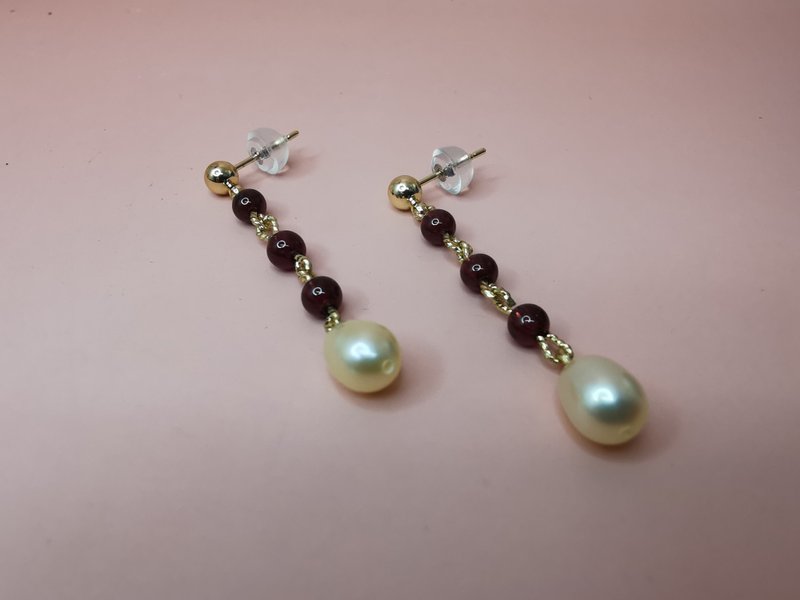 Mu Guiying antique natural Stone garnet tassel earrings - Earrings & Clip-ons - Pearl Multicolor