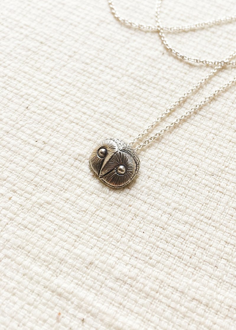 mini collection Little Owl Barn Owl Sterling Silver Pendant - Necklaces - Other Metals Silver