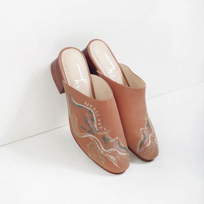 Hsiu-embroidery shoes - Women's Leather Shoes - Genuine Leather Brown