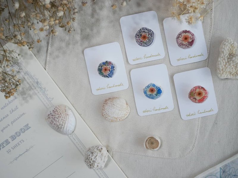 Tutu Romance series. Pure hand-painted illustration crystal resin pin - Brooches - Resin 