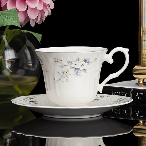 擎上閣 QSG Decoration 英國製Royal Doulton 1983年陶瓷下午茶紅茶杯咖啡杯盤組