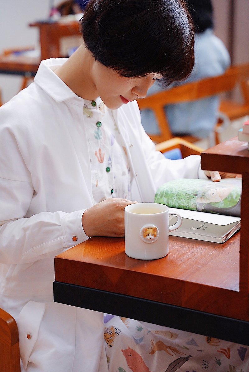 Sanqian Taoshe Mimi Orange Mug Cute Pet Three-dimensional Animal Coffee Cup Original Ceramic Gift - แก้ว - เครื่องลายคราม 