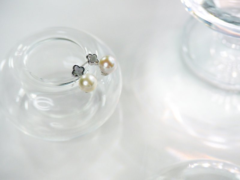 微光 | 天然珍珠耳環 / 8-9mm淡水珍珠 *純淨優美 | 美人魚系列 - 耳環/耳夾 - 珍珠 白色