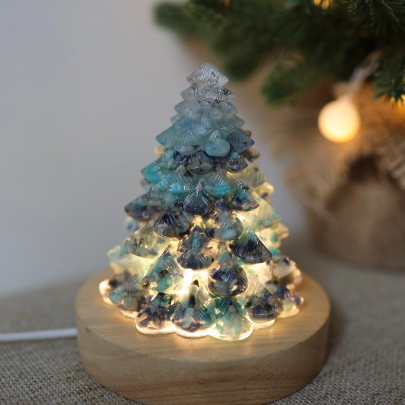 【情人節禮物】藍色細雪水晶寶石大聖誕樹小夜燈-奧剛能量樹/療癒 - 燈具/燈飾 - 玉石 藍色