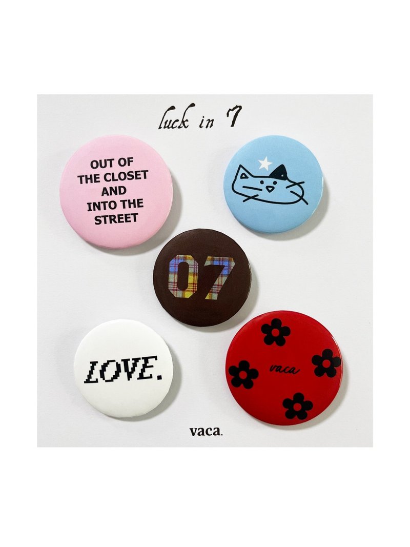 LUCKY IN 34 PIN BADGE SET - CHECK VER - 徽章/別針 - 其他材質 多色
