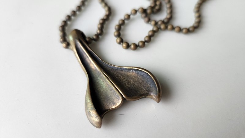 The world's only 52 Hz whale tail Bronze necklace - Necklaces - Other Metals 