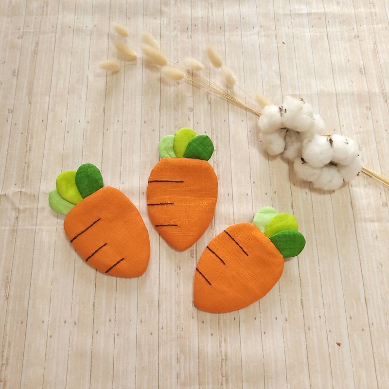 Cute Carrot/ Shaped Lucky Charm Bag - Omamori - Cotton & Hemp 