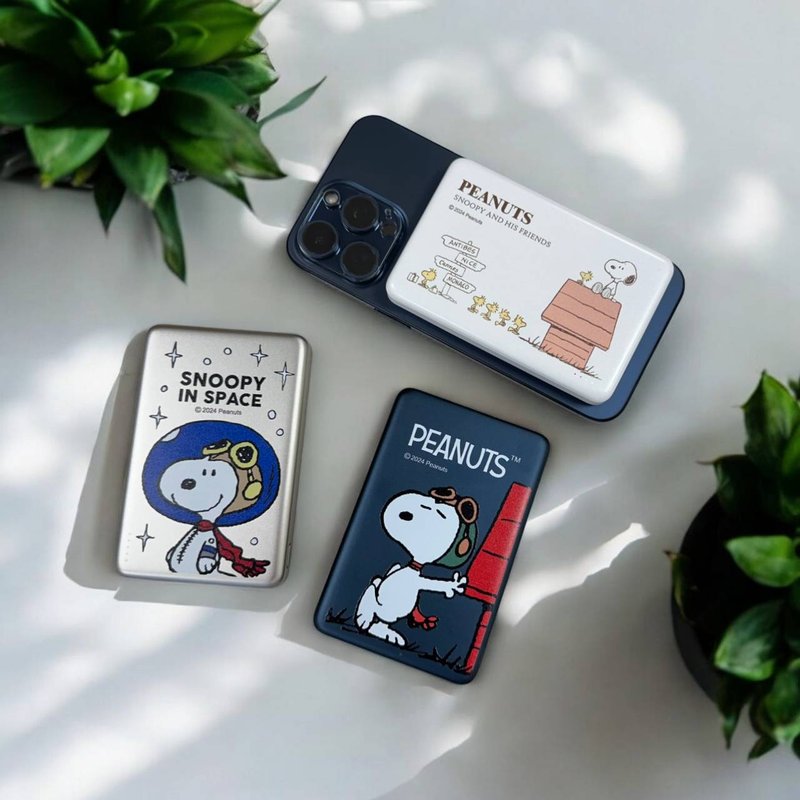 Snoopy Ultra-thin Magnetic Wireless Fast Charging Power Bank 20W PD Fast Charging 5000 10000 - ที่ชาร์จ - วัสดุอื่นๆ 