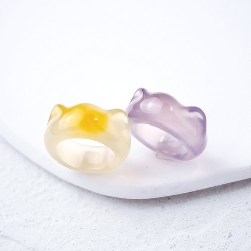 一抹月光 Emoonstone 貓貓元寶 天然瑪瑙石手工雕刻戒指 潤透小精品