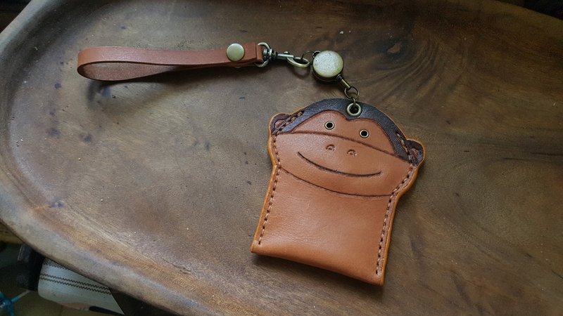 淘氣可愛小猴子Gogoro卡片式皮套/悠遊卡套/識別證套 - 證件套/識別證套 - 真皮 咖啡色