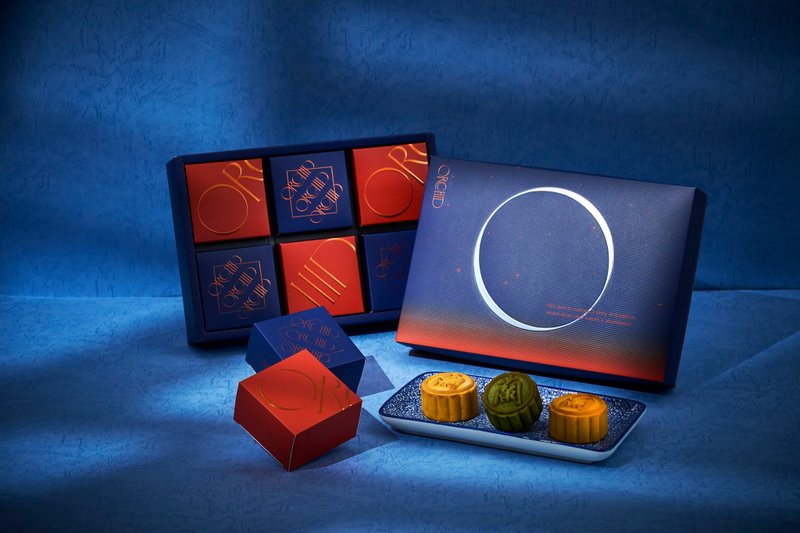 Orchid Mid-Autumn Mooncake Gift Box - Cake & Desserts - Other Materials 