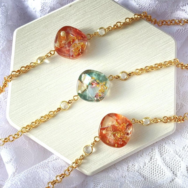 Bracelet Length Adjustment Nuance Resin Watercolor Chain Shell Dried Flower Adju - สร้อยข้อมือ - เรซิน สีแดง