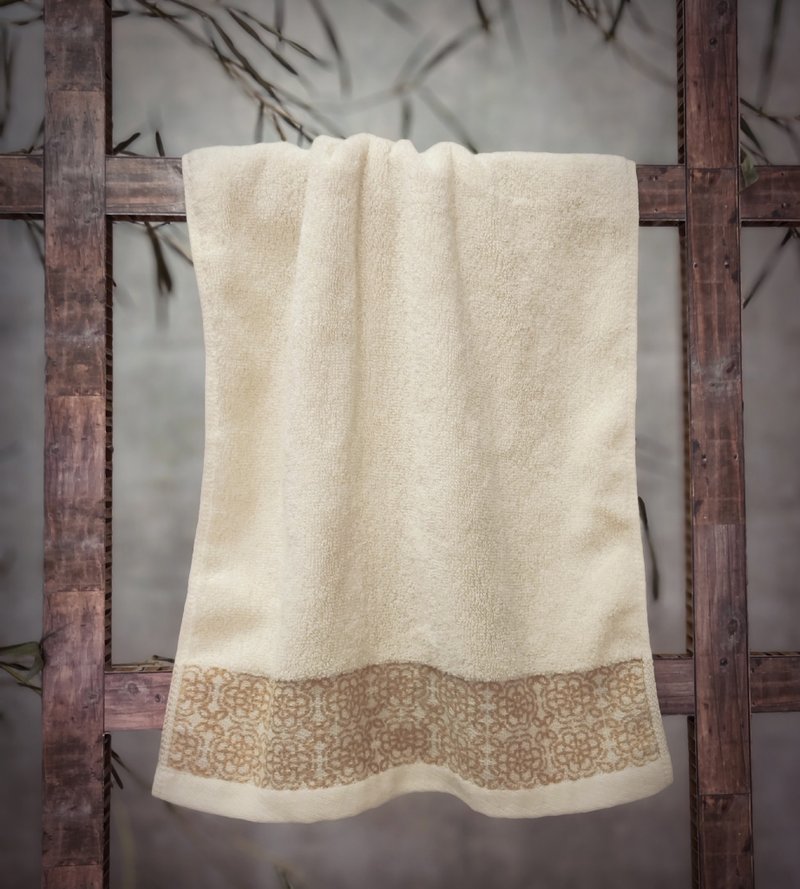 Window grilles series-Flower is now happiness towel - Towels - Cotton & Hemp 