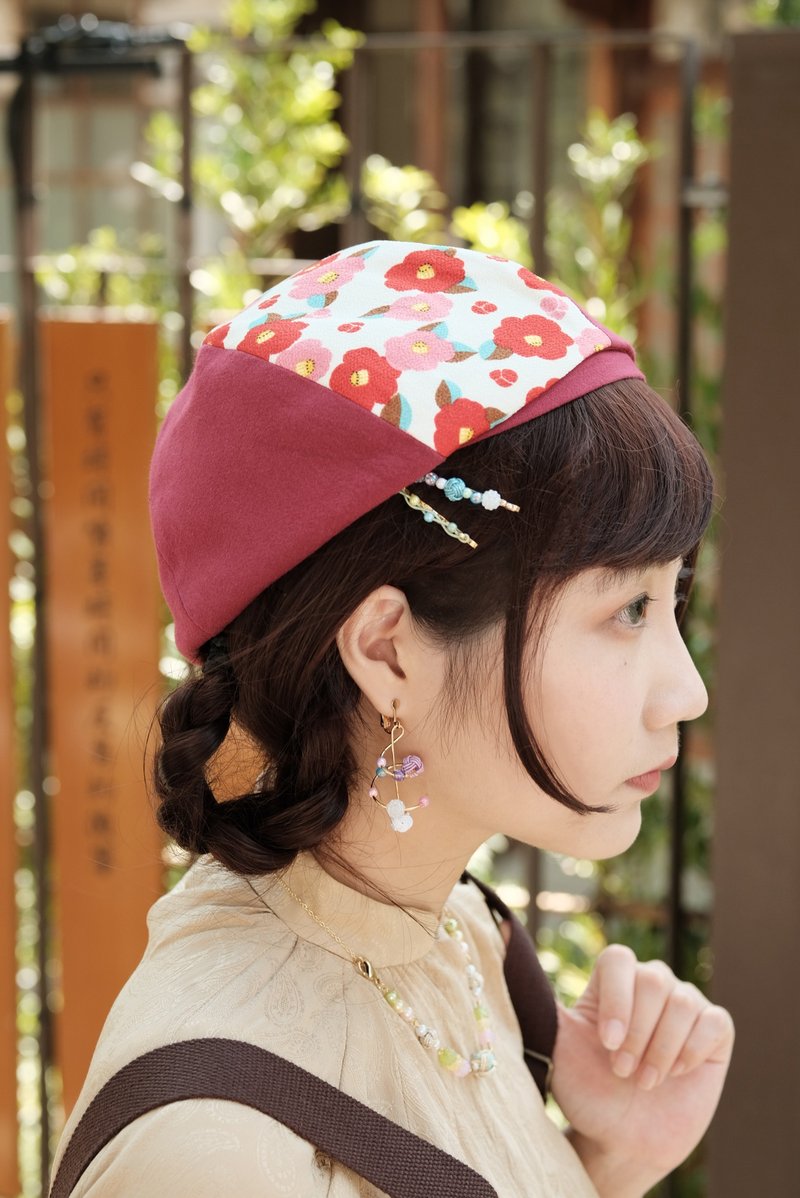 【赤八重金魚椿】手工印花貝蕾帽/貝雷帽/畫家帽 - 帽子 - 棉．麻 紅色