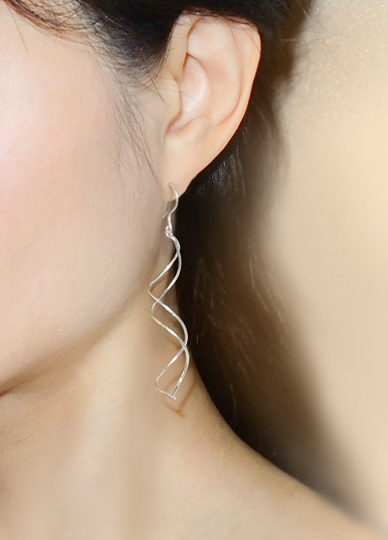 Hot wavy sterling silver earrings/ear pins/ Clip-On(pair) --- romantic and elegant style - Earrings & Clip-ons - Sterling Silver Silver