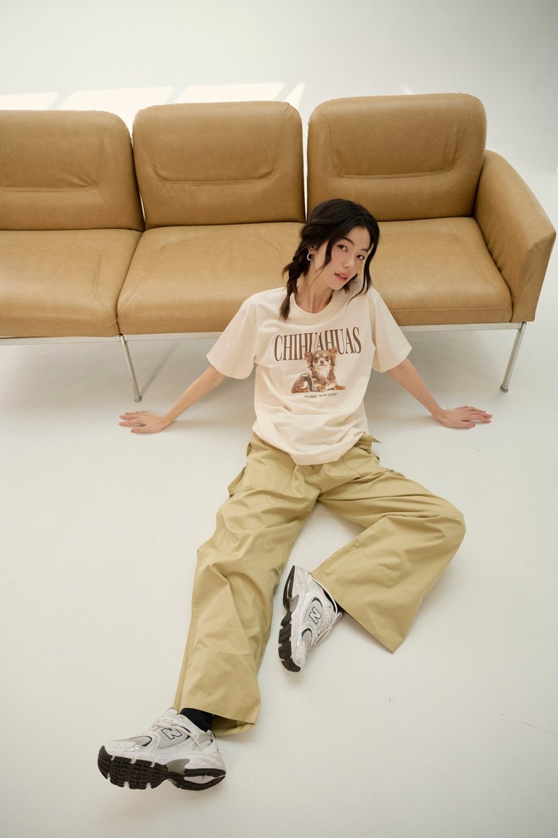 上衣 HAY : Chihuahuas T-Shirt - Cream / Gray / Black - 女 T 恤 - 棉．麻 