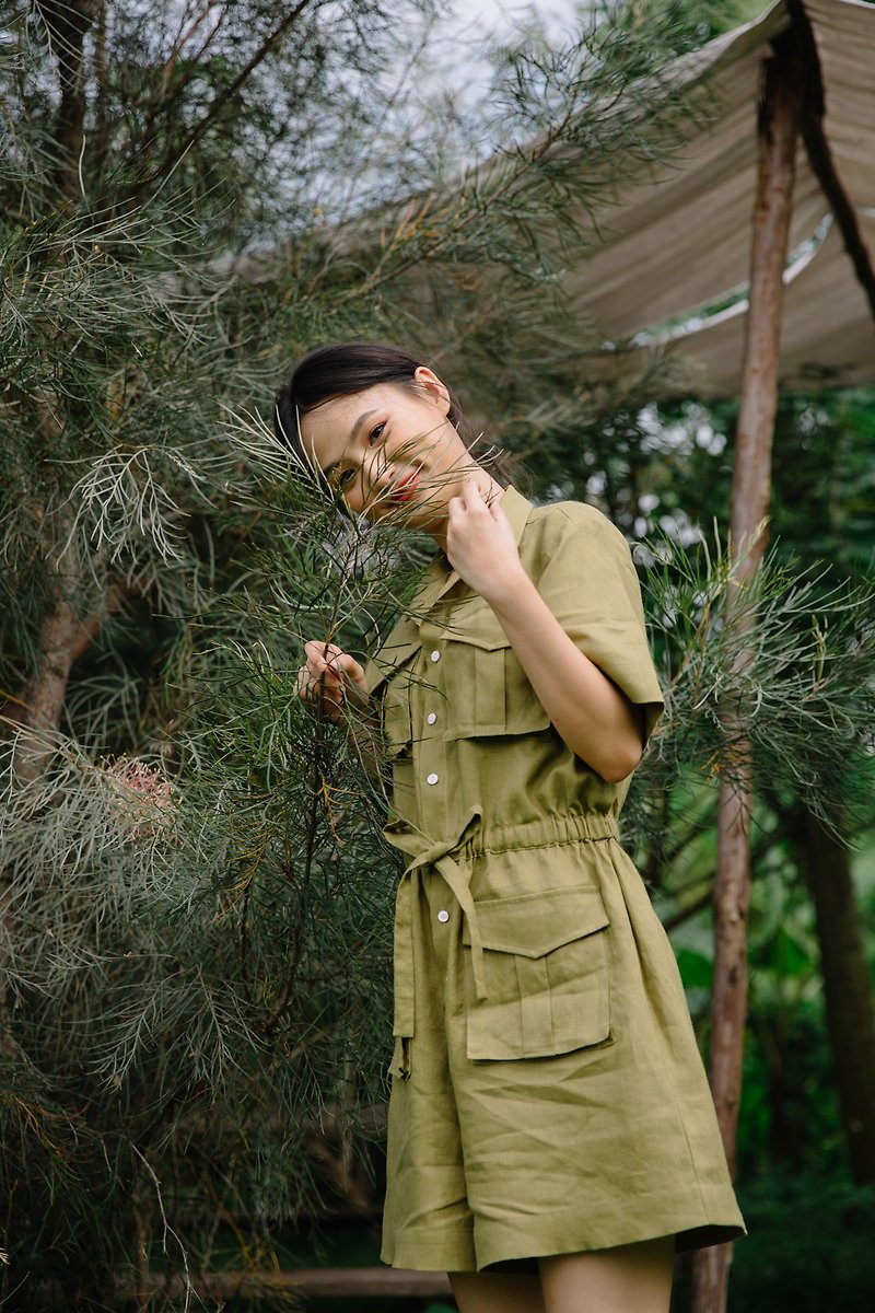 【Off-Season Sales】Linen Safari Playsuit in Avocado - 吊帶褲/連身褲 - 棉．麻 綠色