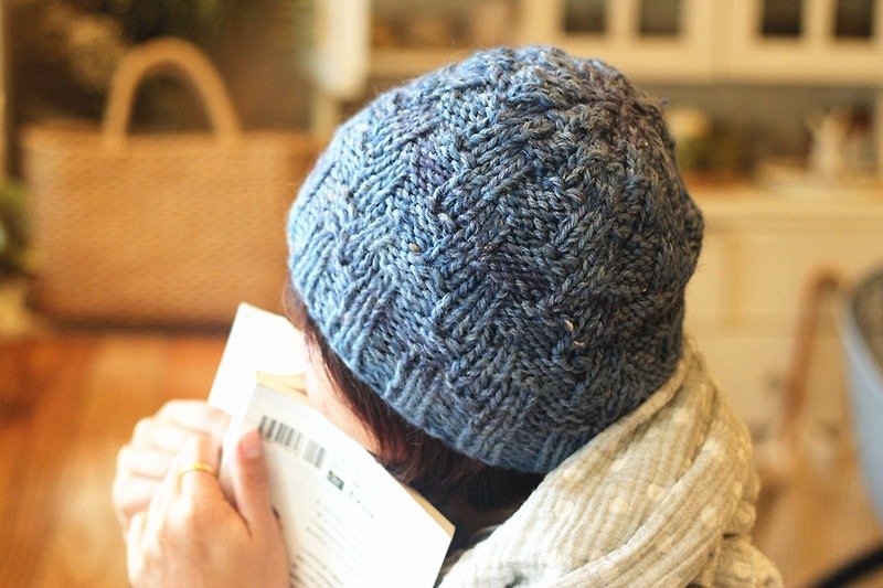 【好日手作】Handmade。手織毛線編織毛帽 新年禮物 - 帽子 - 其他材質 藍色