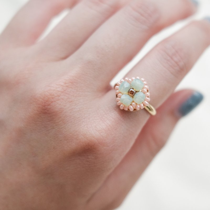 Opal Light Green Flower Flower Ring - แหวนทั่วไป - ทองแดงทองเหลือง สีเขียว