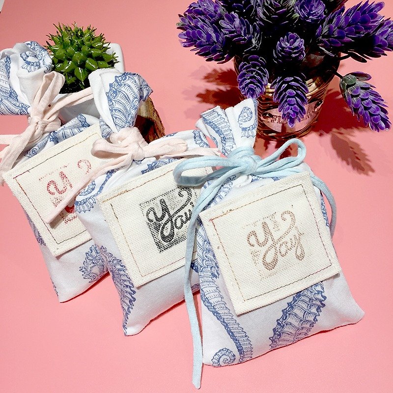 Christmas gifts preferred hippocampus wind lavender fragrance package - น้ำหอม - กระดาษ ขาว