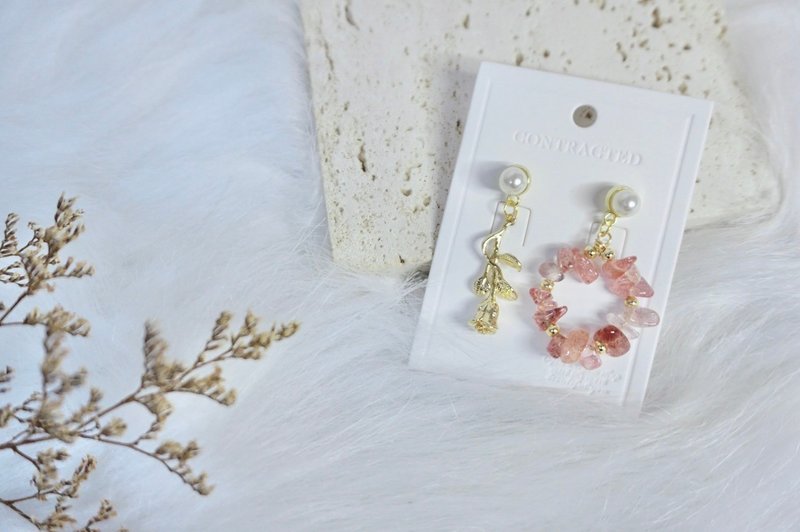 [Falling in love with roses] Strawberry crystal/rose/earrings/ Clip-On/silver Silver/pendant/gold pink - ต่างหู - เงินแท้ สึชมพู