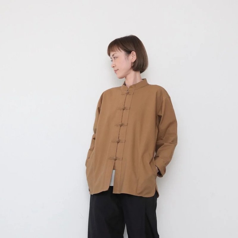 OMAKE.jp Button small stand collar shirt jacket ChinaButtonShirt earthy yellow - เสื้อเชิ้ตผู้หญิง - ผ้าฝ้าย/ผ้าลินิน สีนำ้ตาล